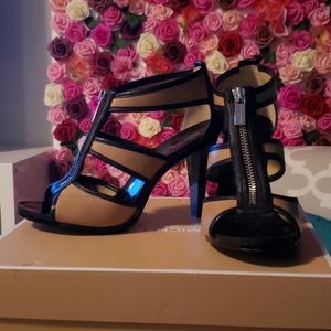 Michael Kors Berkley T Strap Toffee/Blk Heel